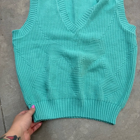 Vintage Blue V-Neck Sweater Vest - Picture 2 of 4